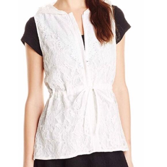 MISS ME Rodeo Lace Western Hooded Top - Picture 6 of 8